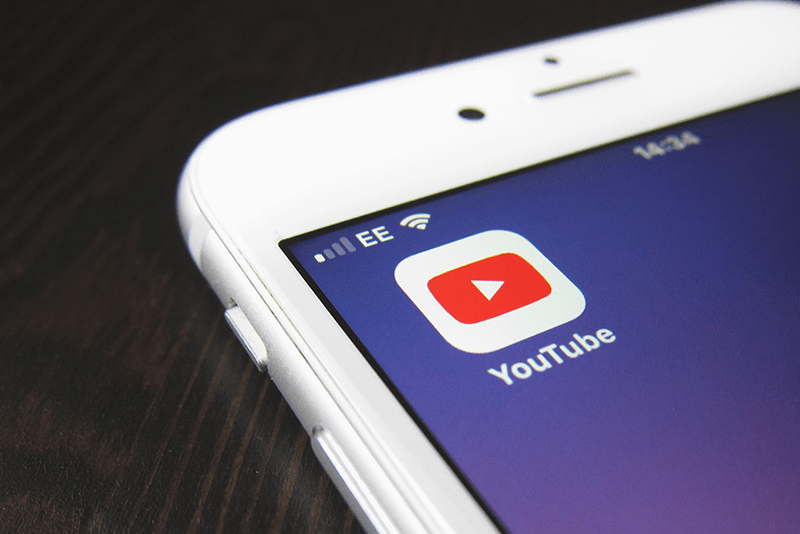 Application Youtube sur un smartphone