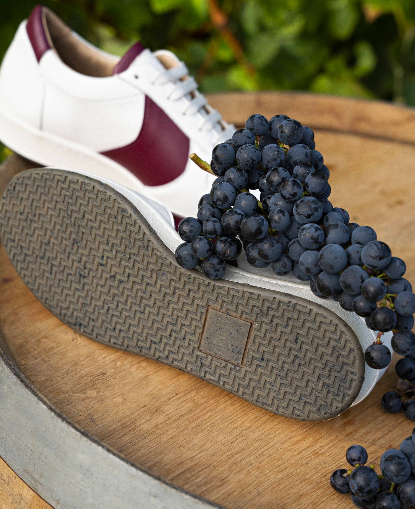 Baskets en raisin bordeaux sneakers écoresponsable vegan