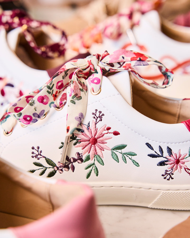 Virevolte Dame de Minuit Rose