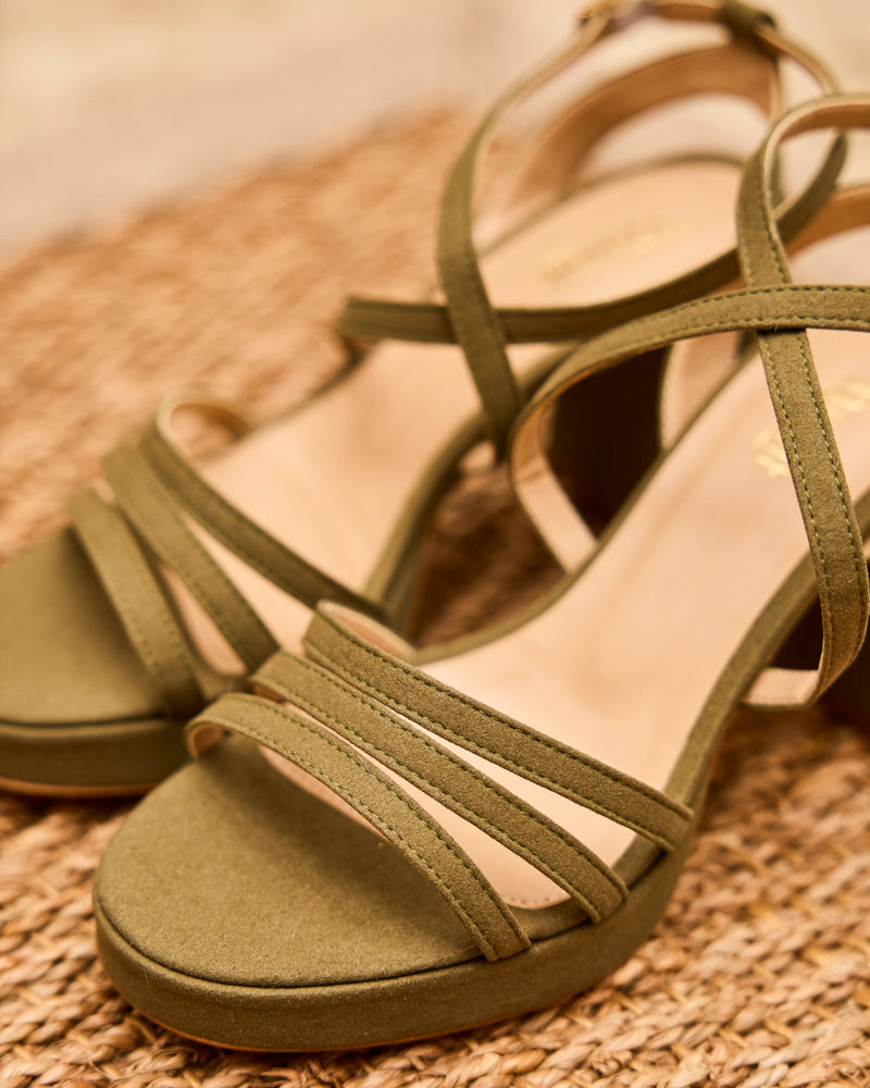 Sandales à talons femme vegan recyclées Minuit sur Terre