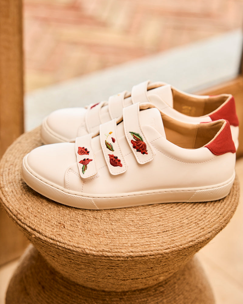 Baskets à scratchs brodées vegan recyclées Minuit sur Terre