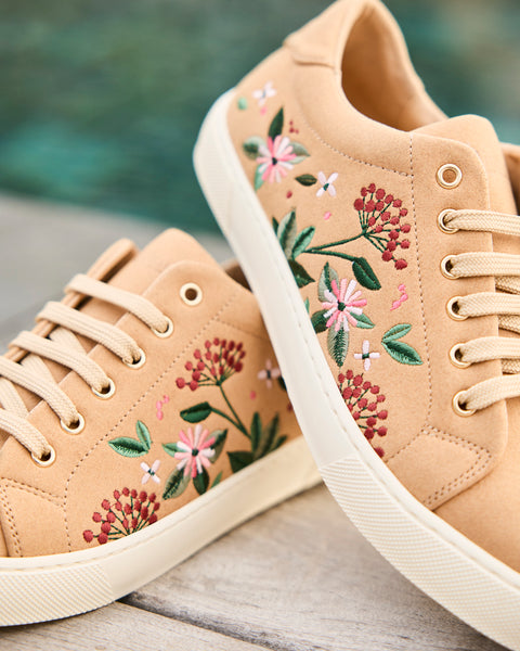 Virevolte Florescence Latte