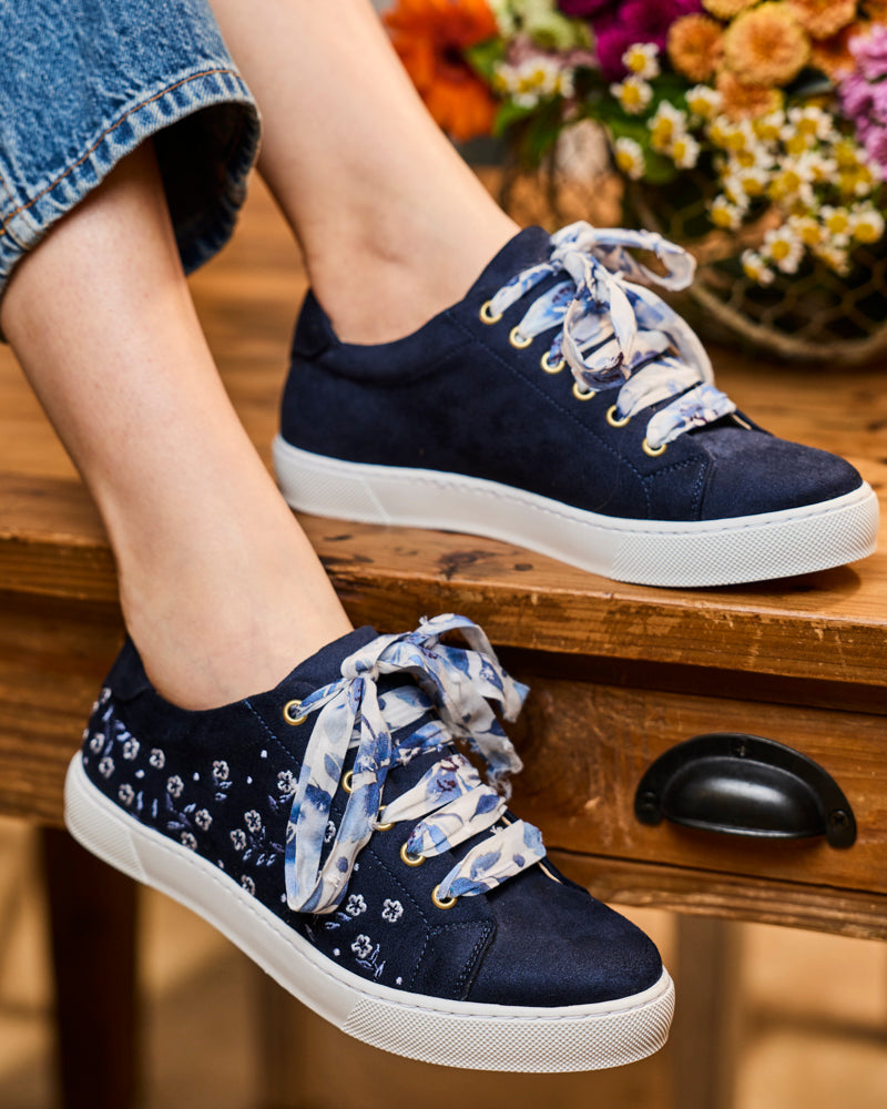 Virevolte Petites Fleurs Bleues