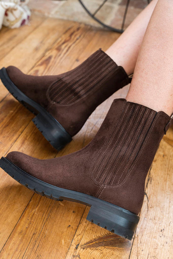 Bottines plates marron foncé style chelsea boots sans cuir pour femme Mystique Minuit sur Terre