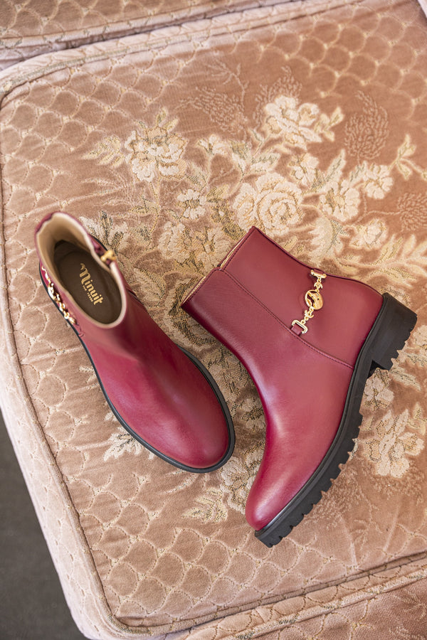 Bottines vegan femme écoresponsables recyclées rouges bordeaux Victoire Grand Cru Minuit sur Terre