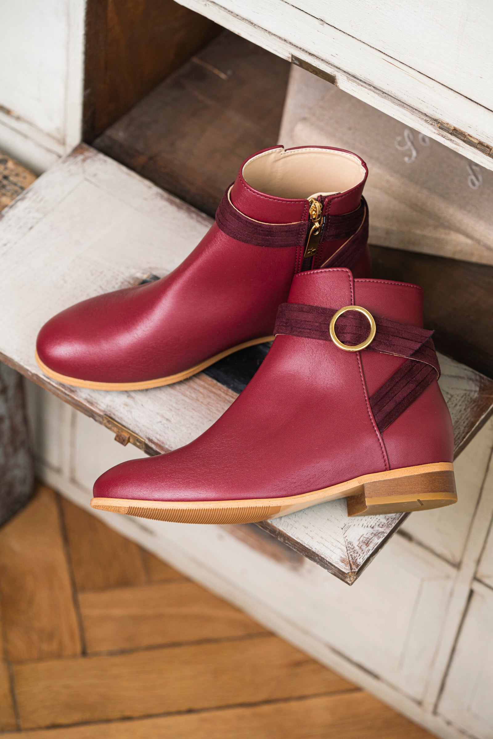 Bottines plates vegan écoresponsable rouges bordeaux pour femme Sven Minuit sur Terre