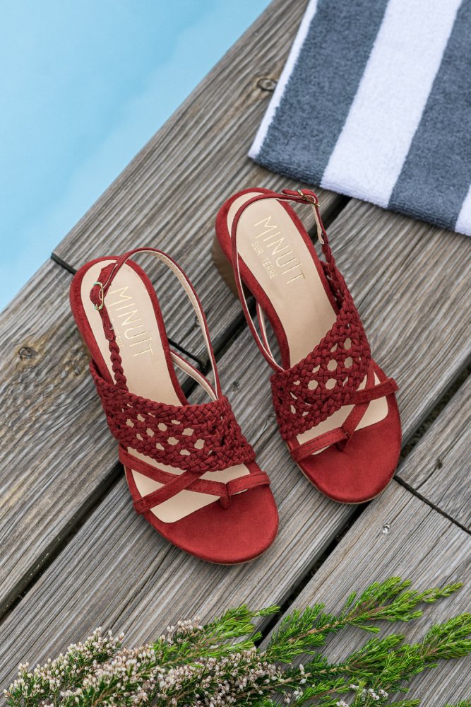 Sandales à talons rouges bordeaux écologiques vegan femme Nepita Minuit sur Terre